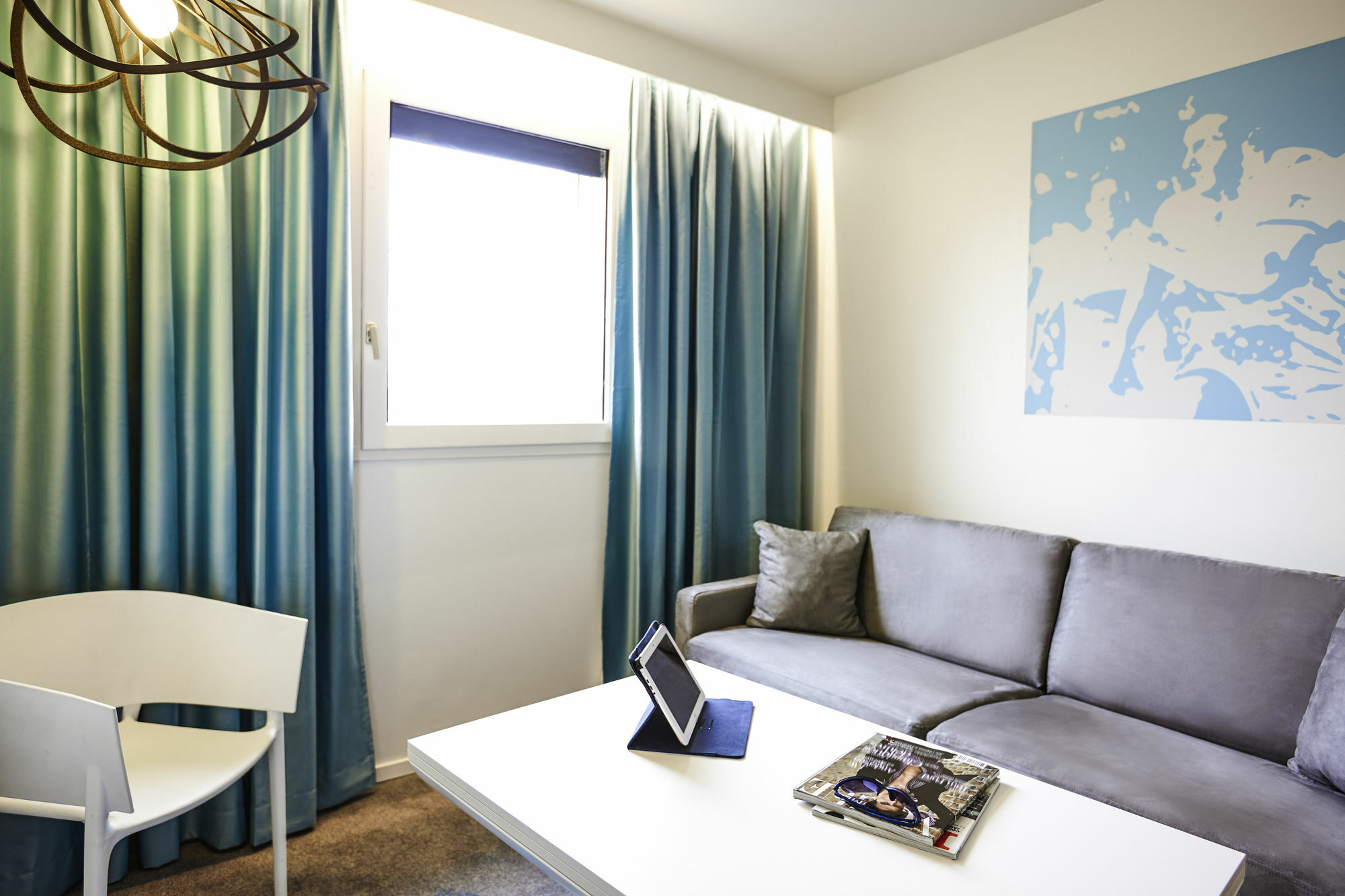 Ibis Styles Toulouse Nord Sesquieres Hotel Exterior photo