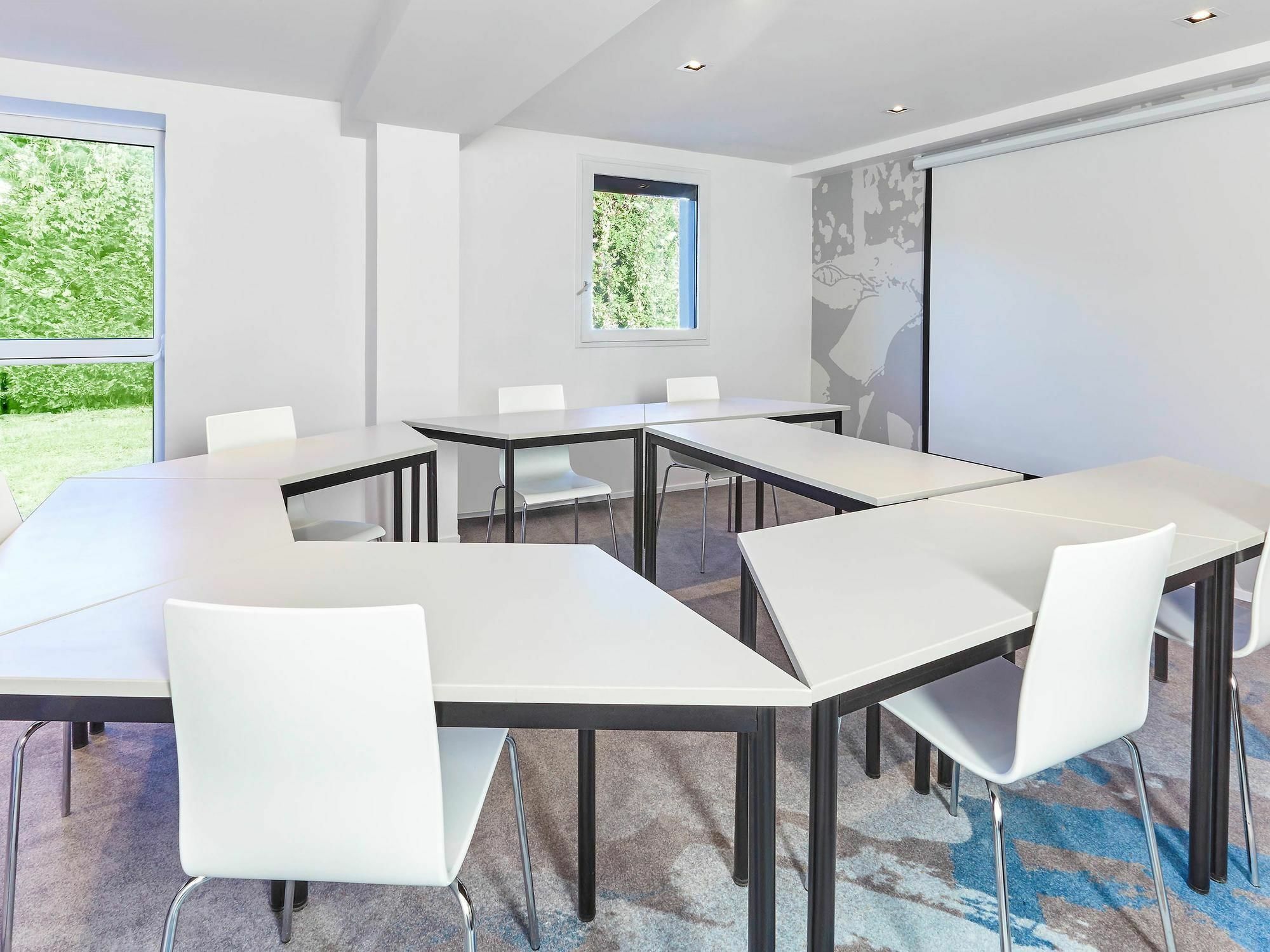 Ibis Styles Toulouse Nord Sesquieres Hotel Exterior photo