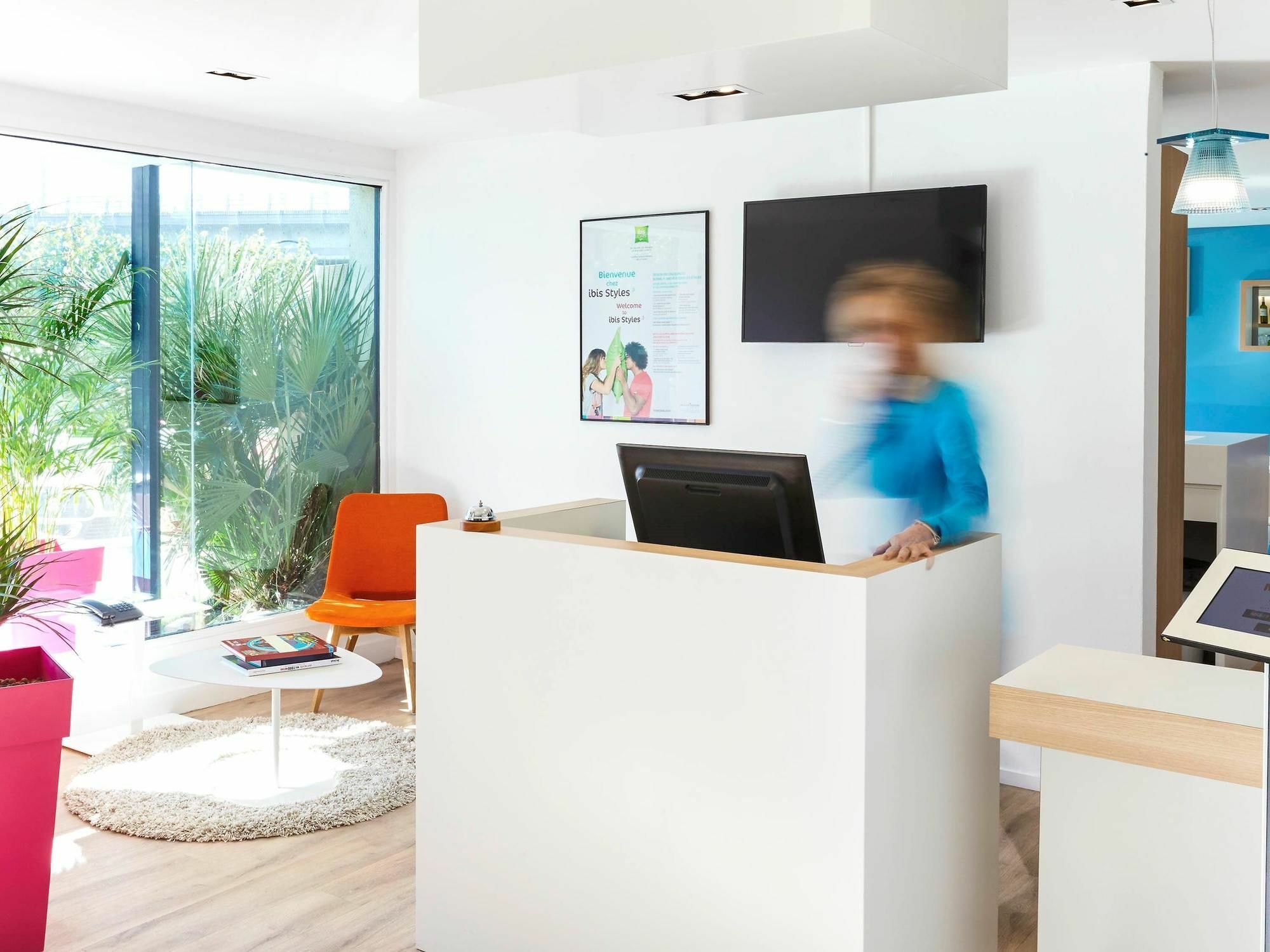 Ibis Styles Toulouse Nord Sesquieres Hotel Exterior photo